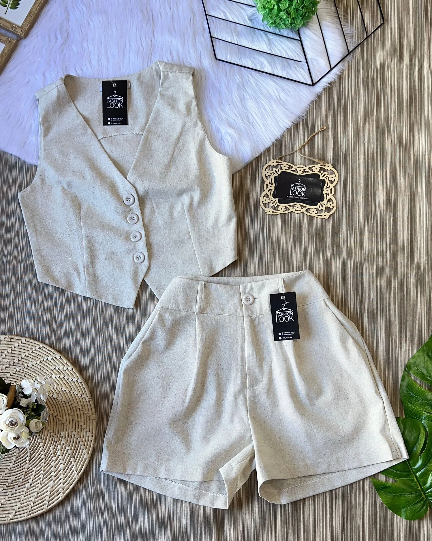Conjunto Chaleco y Short de lino