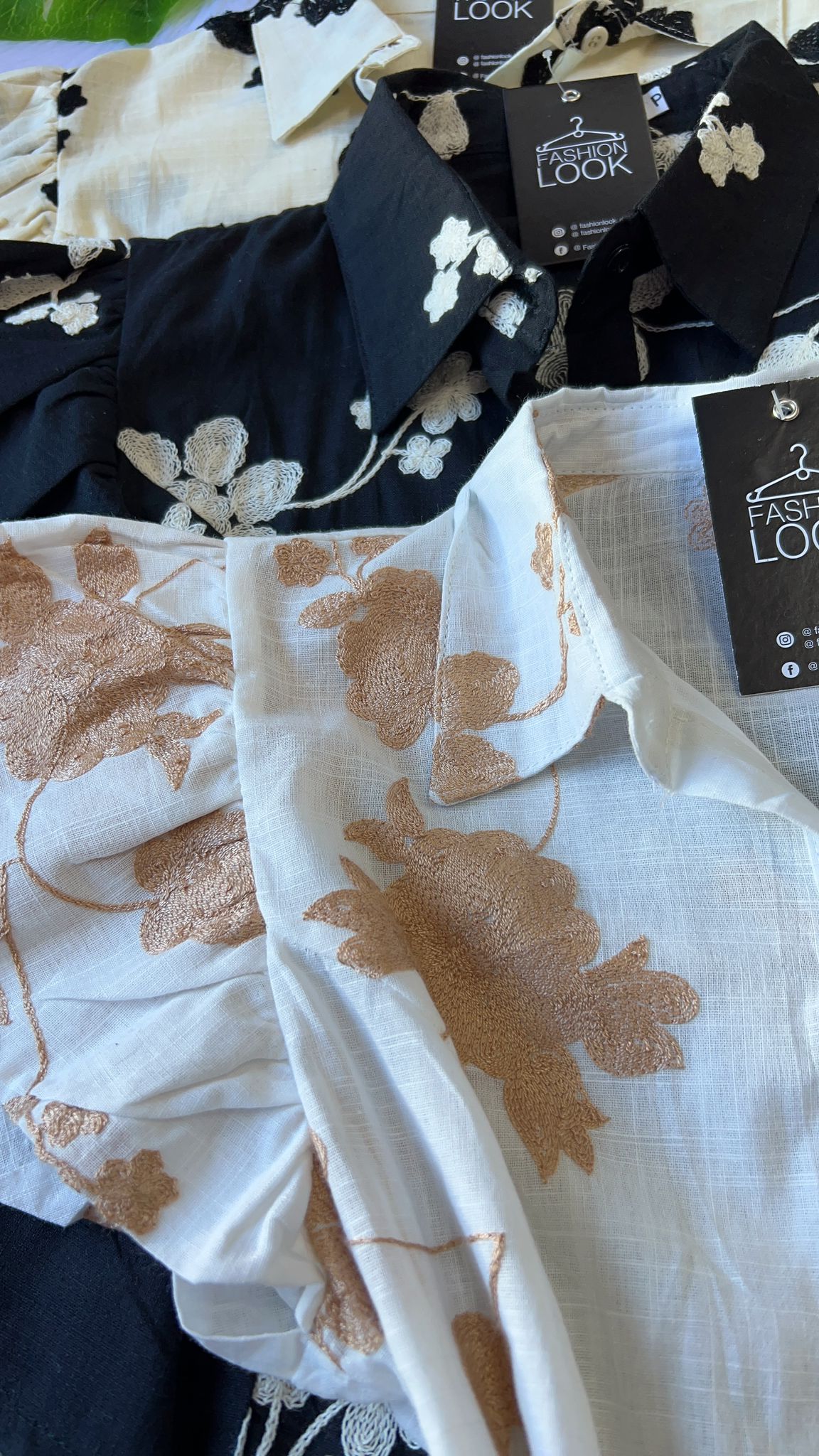 Camisa con detalle en broderie - Imagen 2