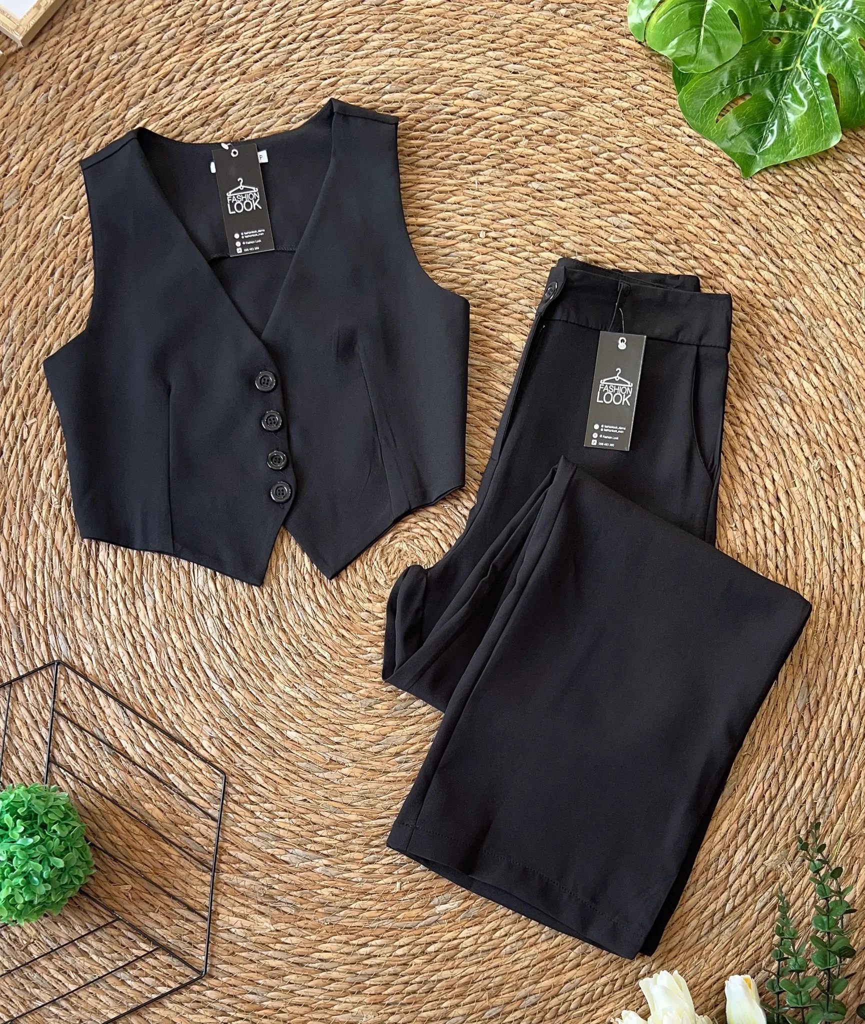 Conjunto Chaleco y Pantalón - Imagen 2